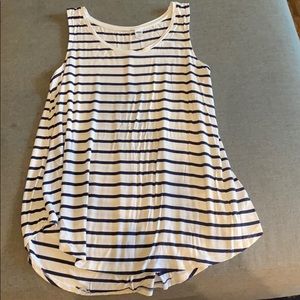 Old Navy tank size L
